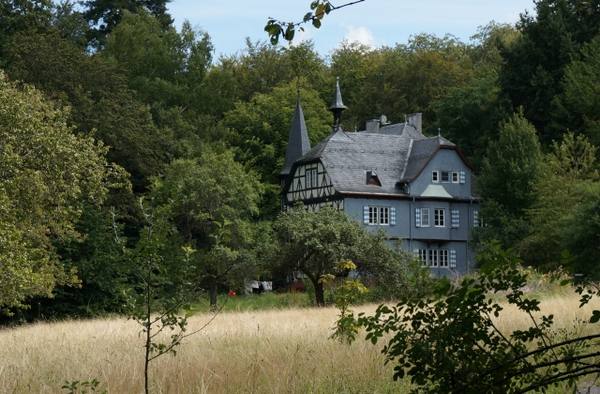 Luitpoldshöhe Castle