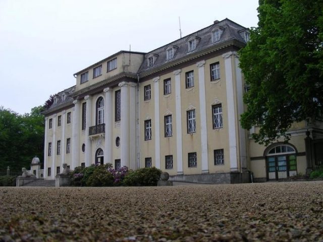 Neues Schloss Tangerhütte