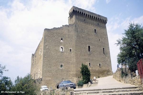 Château de Châteauneuf-du-Pape