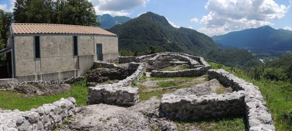 Toncev Castle