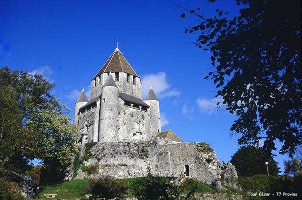 Tour César