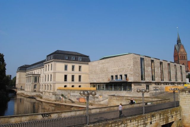 Leine Palace