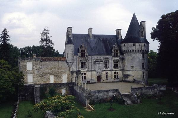 Château de Crazannes