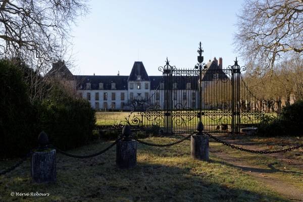 Château de Lurcy-Lévis