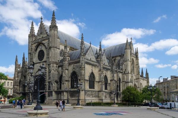 Basilique Saint-Michel de Bordeaux