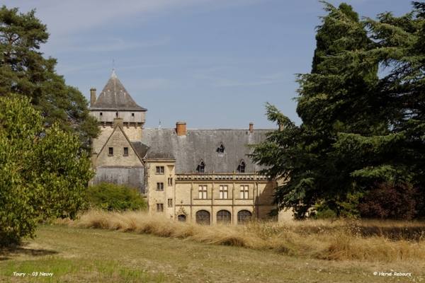 Château de Toury