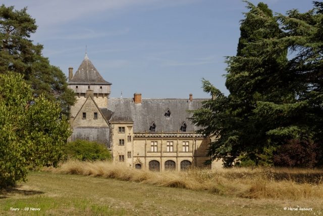 Château de Toury
