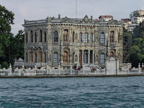 Küçüksu Palace
