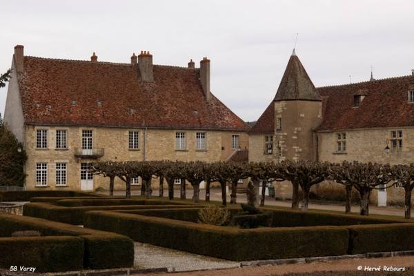 Chateau de Varzy
