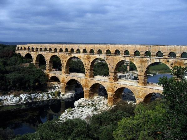 Roman Aqueduct to Nîmes-Pont du Gard