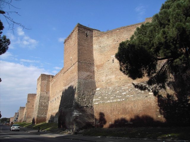Mura aureliane (Aurelian Walls)