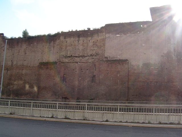 Porta Praetoriana