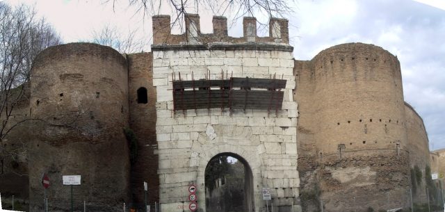 Porta Latina