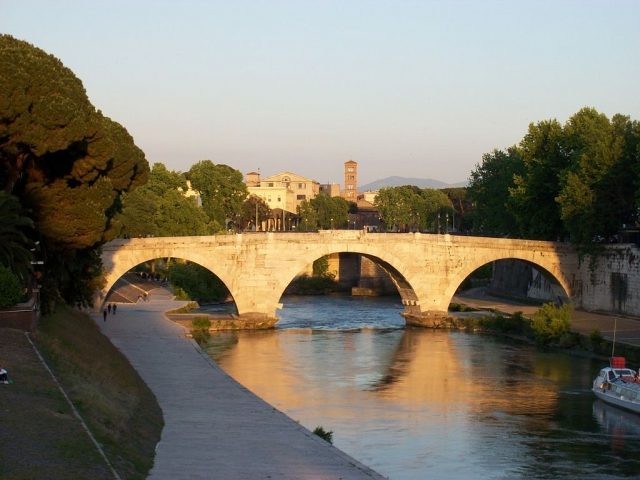 Ponte Cestio