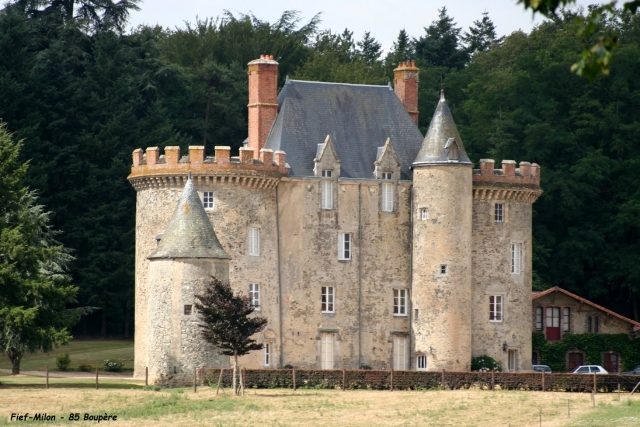 Château du Fief-Milon