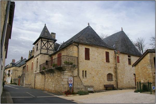 Maison dans le bourg
