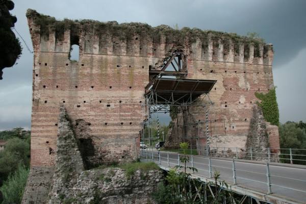 Ponte Visconteo