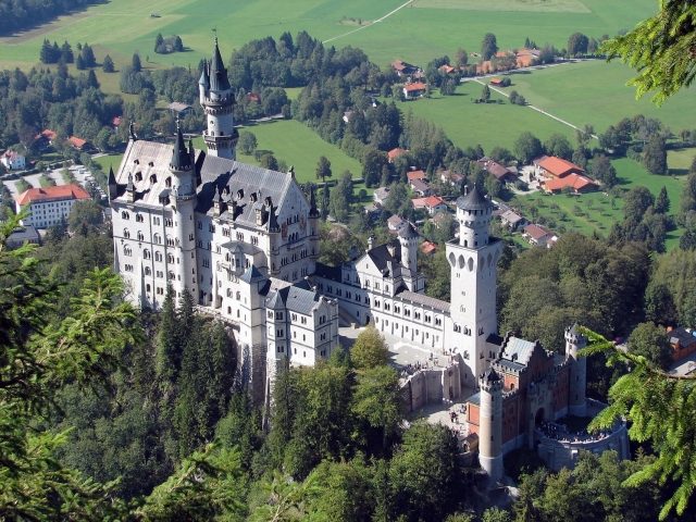 Neuschwanstein Castle