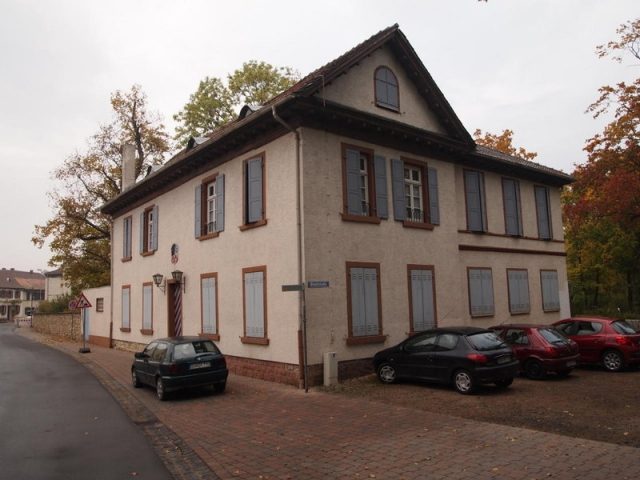 Sturmfeder Manor