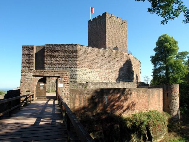 Landeck Castle