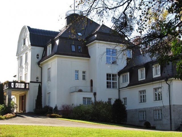 Weidenkam Castle