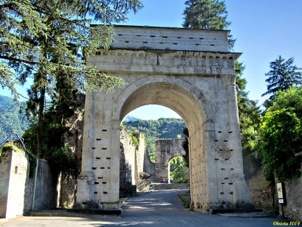 Ancient City Segusium-Arch of Augustus