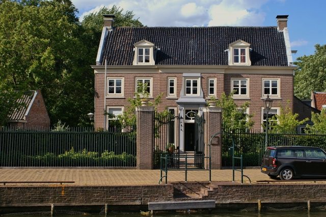 Huis Raadhoven