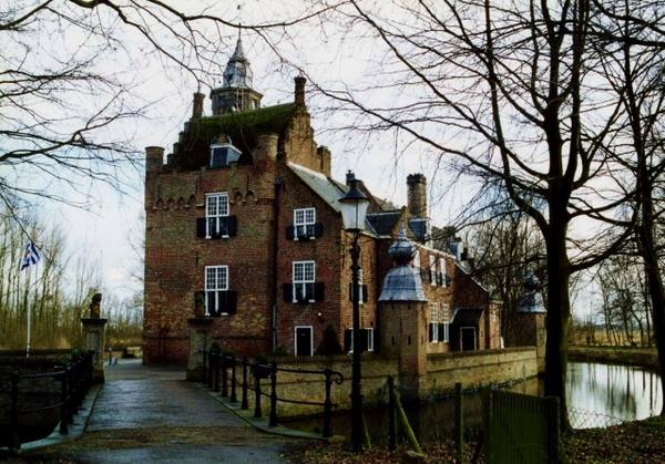 Slot Moermond (Castle)