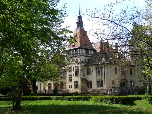 Mailath Castle
