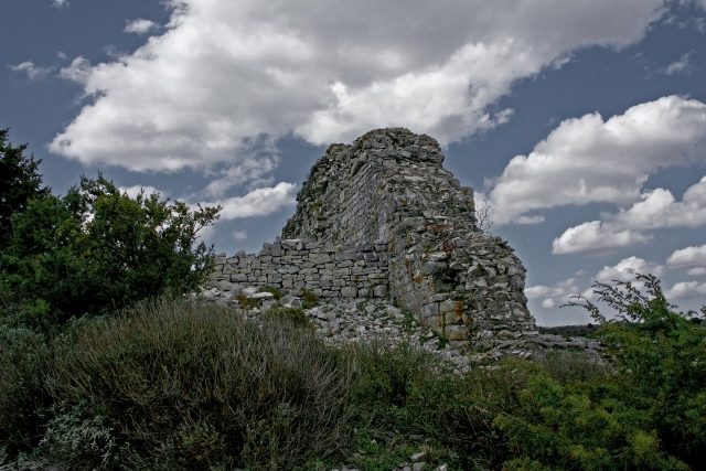 Rakalj Castle