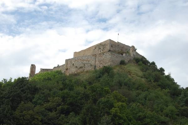 Csókakő Castle