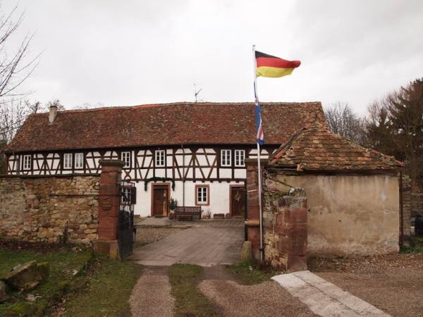 Obrigheim-Colgenstein Manor