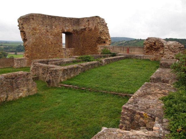 Burgruine Neu-Baumburg