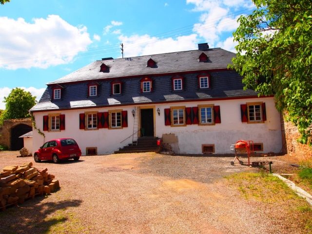 Nußbaum Castle