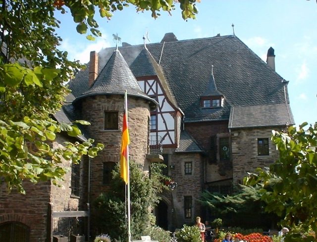 Arras Castle