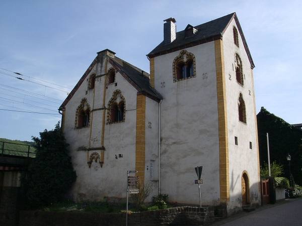 Korbisch Manor
