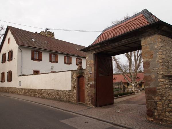 Gauersheim Manor