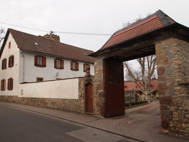 Gauersheim Manor