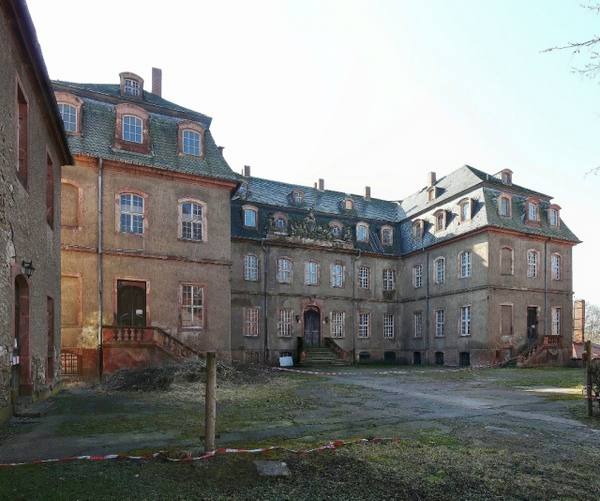 Neusorge Castle