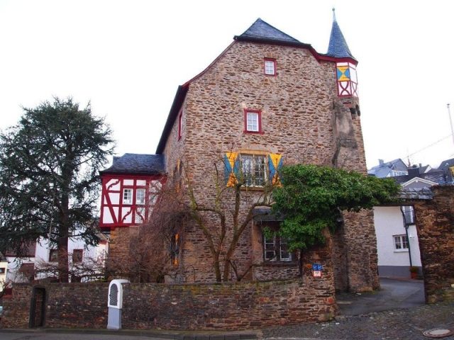 Heesenburg Castle