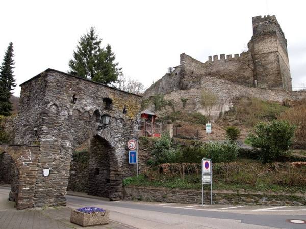 Altwied Castle