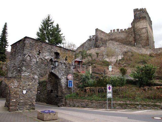 Altwied Castle