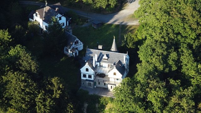 Sayneck Castle