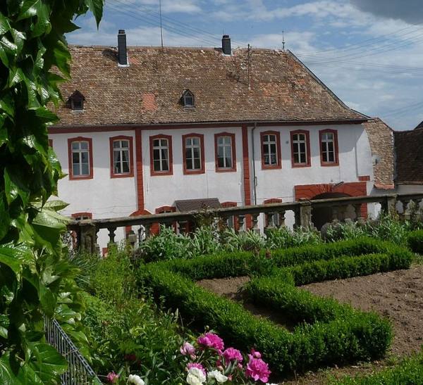 Kleinniedesheim Castle