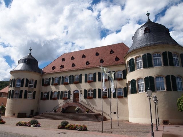 Bergzabern Castle