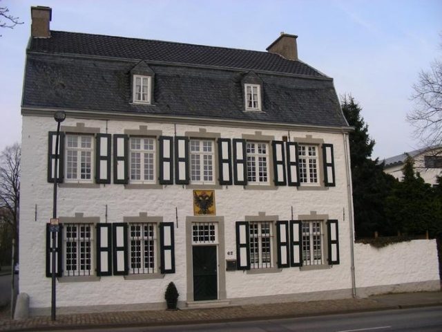Barriere Manor