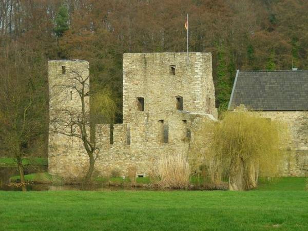 Heyden Castle