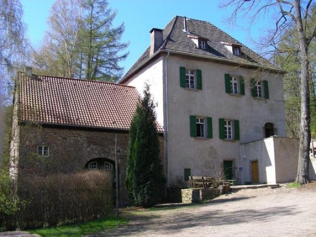 Husen Castle