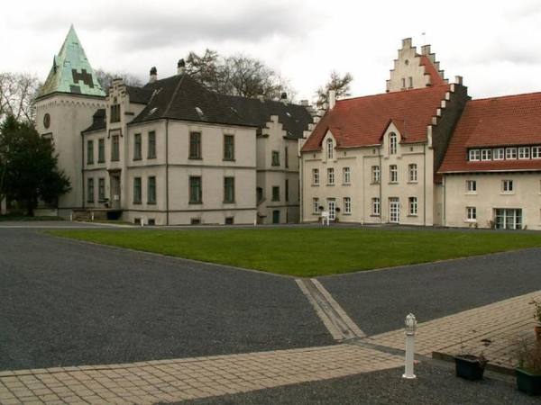 Sölde Manor