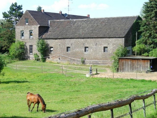 Kesselsberg Manor